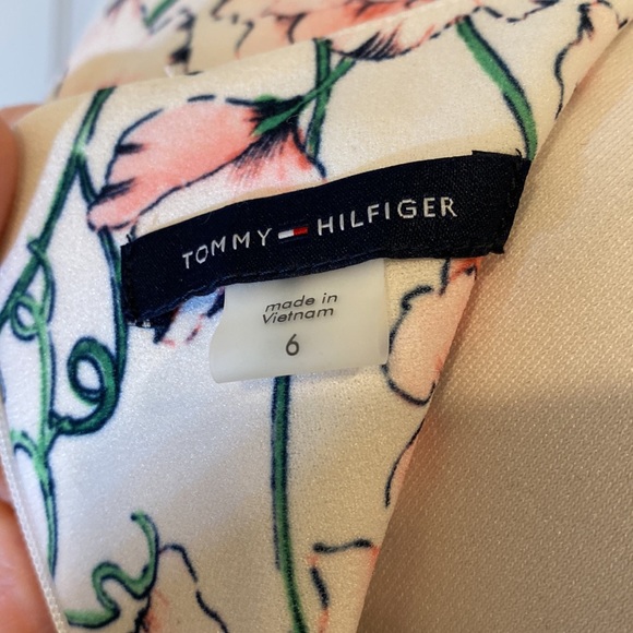 Tommy Hilfiger A-Line Belted Floral Dress - Picture 4 of 6